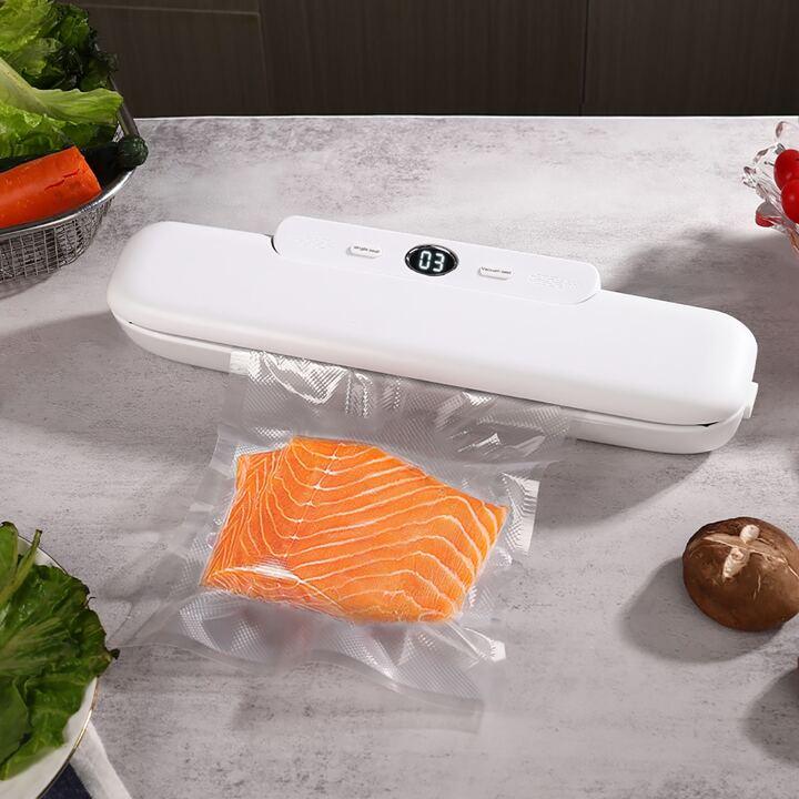 HomePack Vacuum Sealer - Efficient Food Saver with 10Bags - Life in Simple Steps